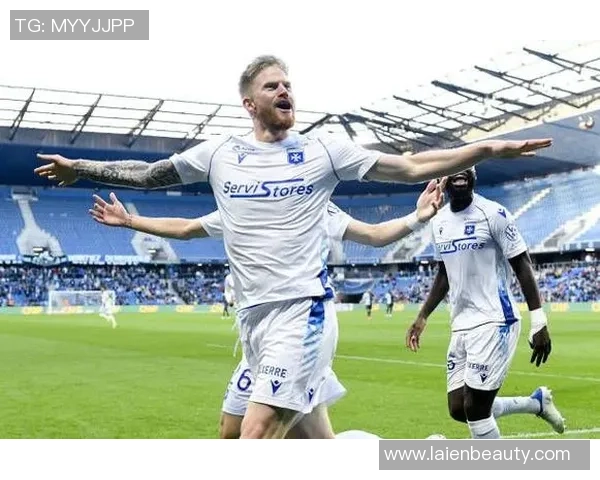 克雷泰伊主场迎战欧塞尔期待精彩对决与激烈竞争 克雷泰伊主场迎战欧塞尔期待精彩对决与激烈竞争